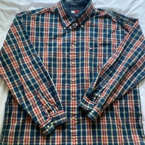 Tommy Hilfiger Button Up